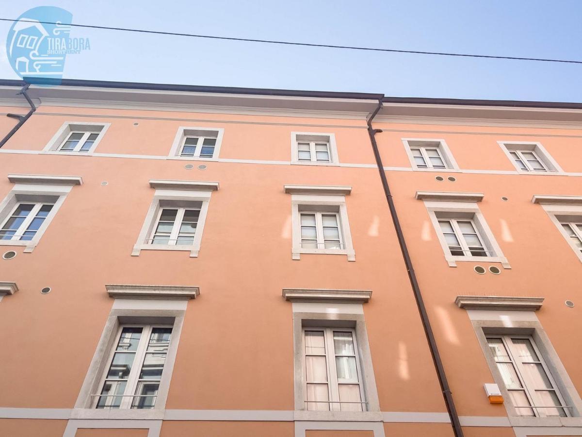 Corridoni 2B Tirabora Short Rent Apartment Trieste Luaran gambar