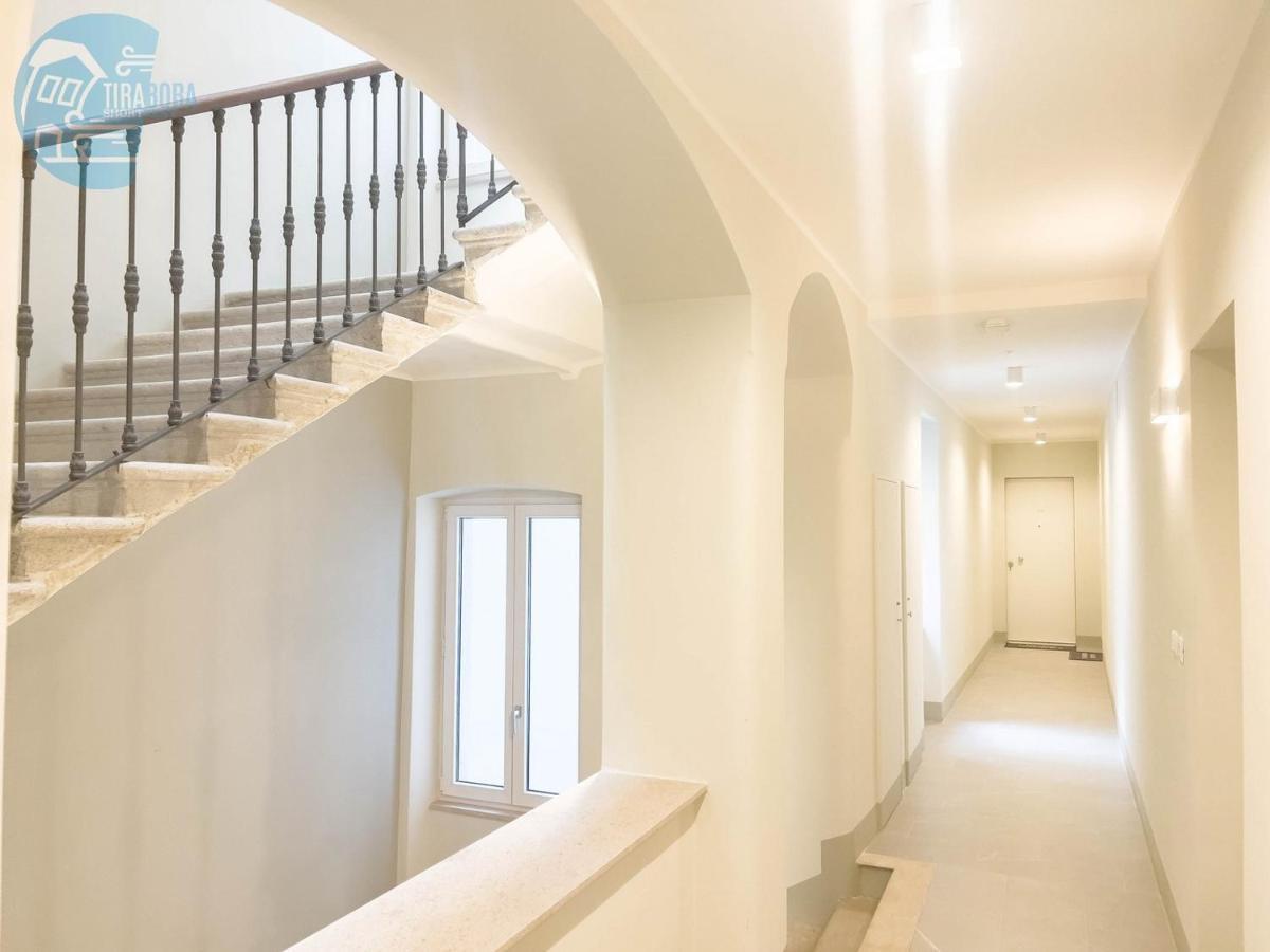Corridoni 2B Tirabora Short Rent Apartment Trieste Luaran gambar